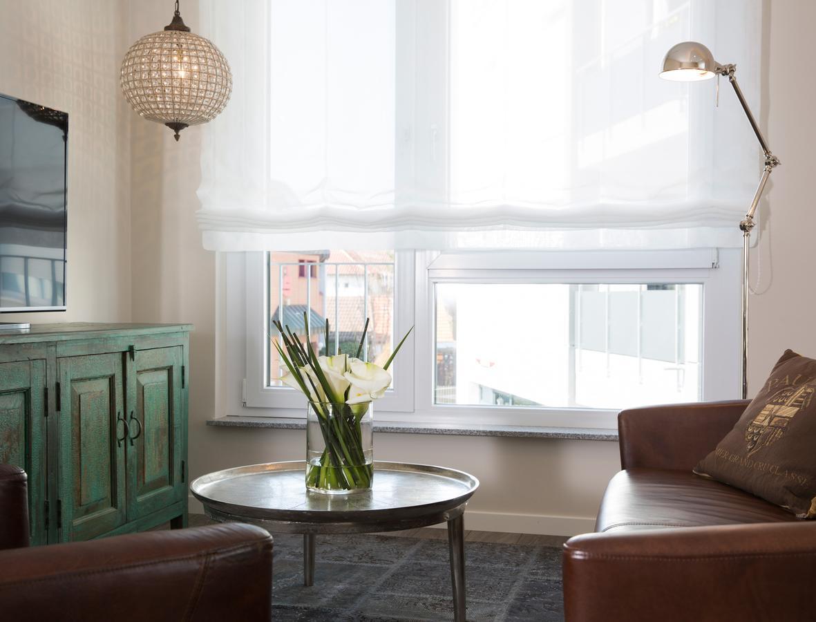 Logis First Class Business Suites Renningen Exterior foto